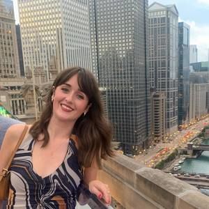 Meet your Posher, Dee